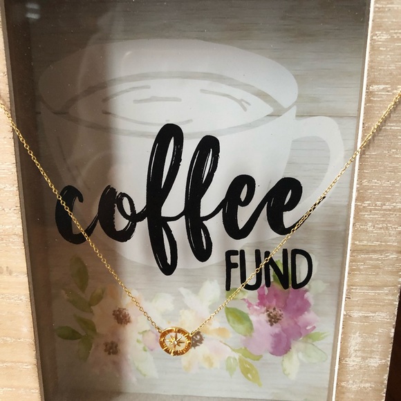 Compass necklace - Picture 3 of 3